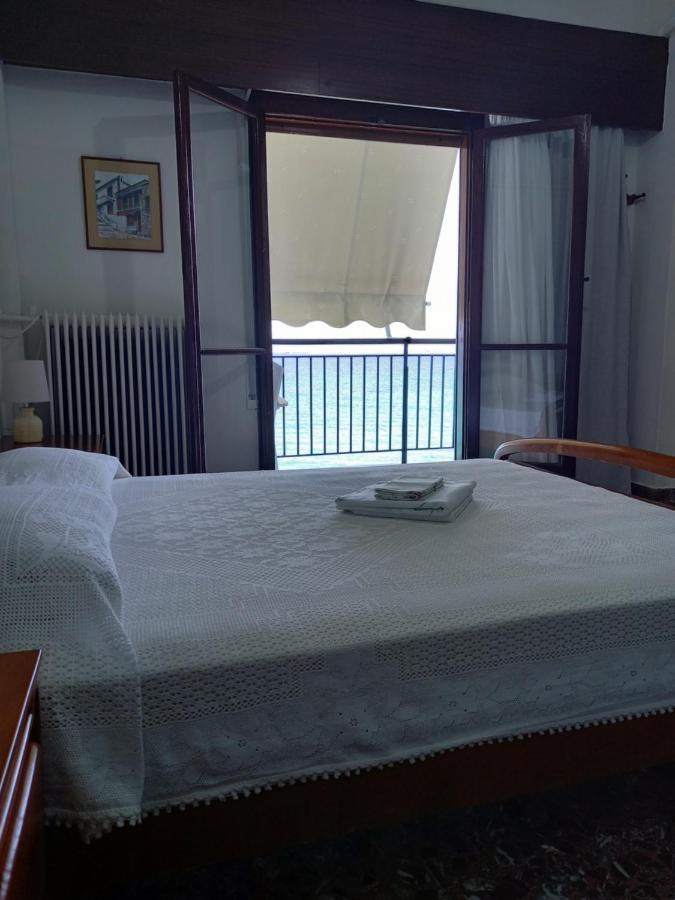 Ekie Apartment With Sea View Kalamáta Kültér fotó